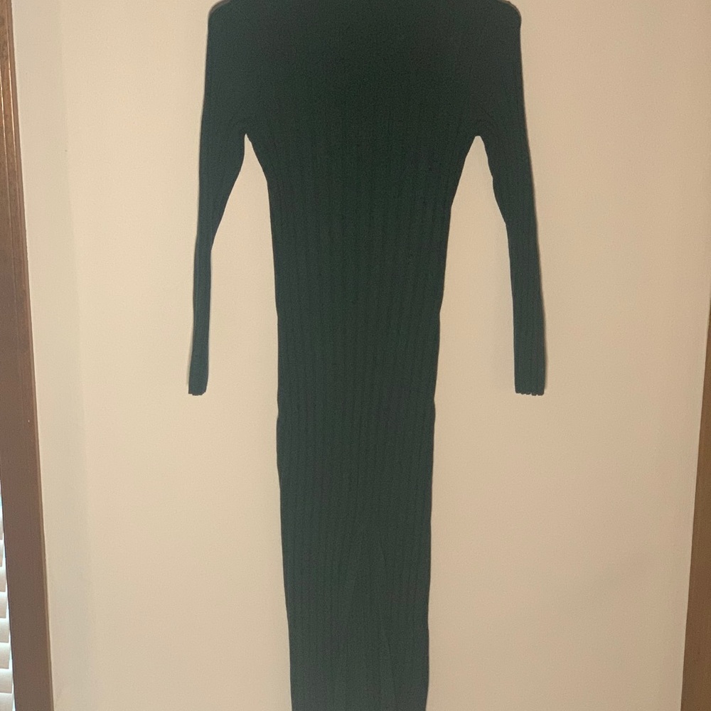 Emerald green turtleneck dress - Picture 3 of 4